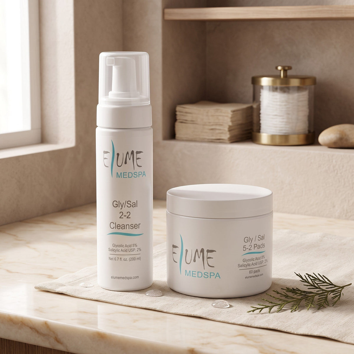 Elume Medspa Porefect Pair Bundle featuring Gly/Sal 2-2 Cleanser and Gly/Sal 5-2 exfoliating pads for acne-prone skin.