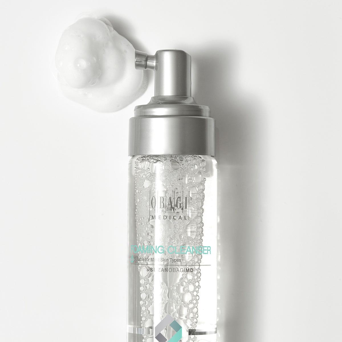 SUZANOBAGIMD Foaming Cleanser open container and applicator