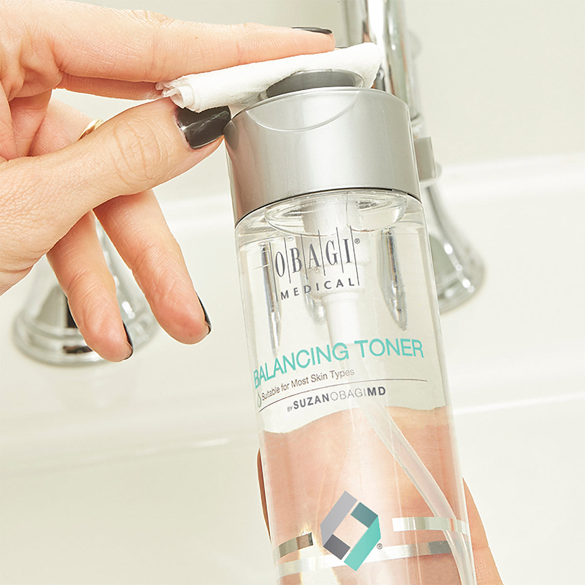 SUZANOBAGIMD Balancing Toner alternate lifestyle product photo